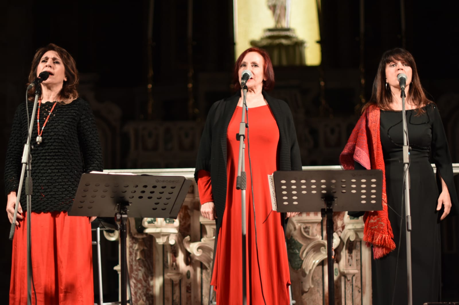 Bella Ciao, boom alla Chiesa di San Giovanni Battista per il più grande spettacolo del folk revival italiano