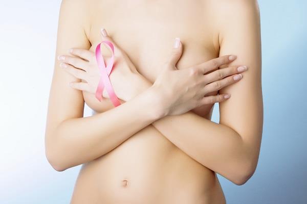 Tumore al seno: si può allattare dopo?