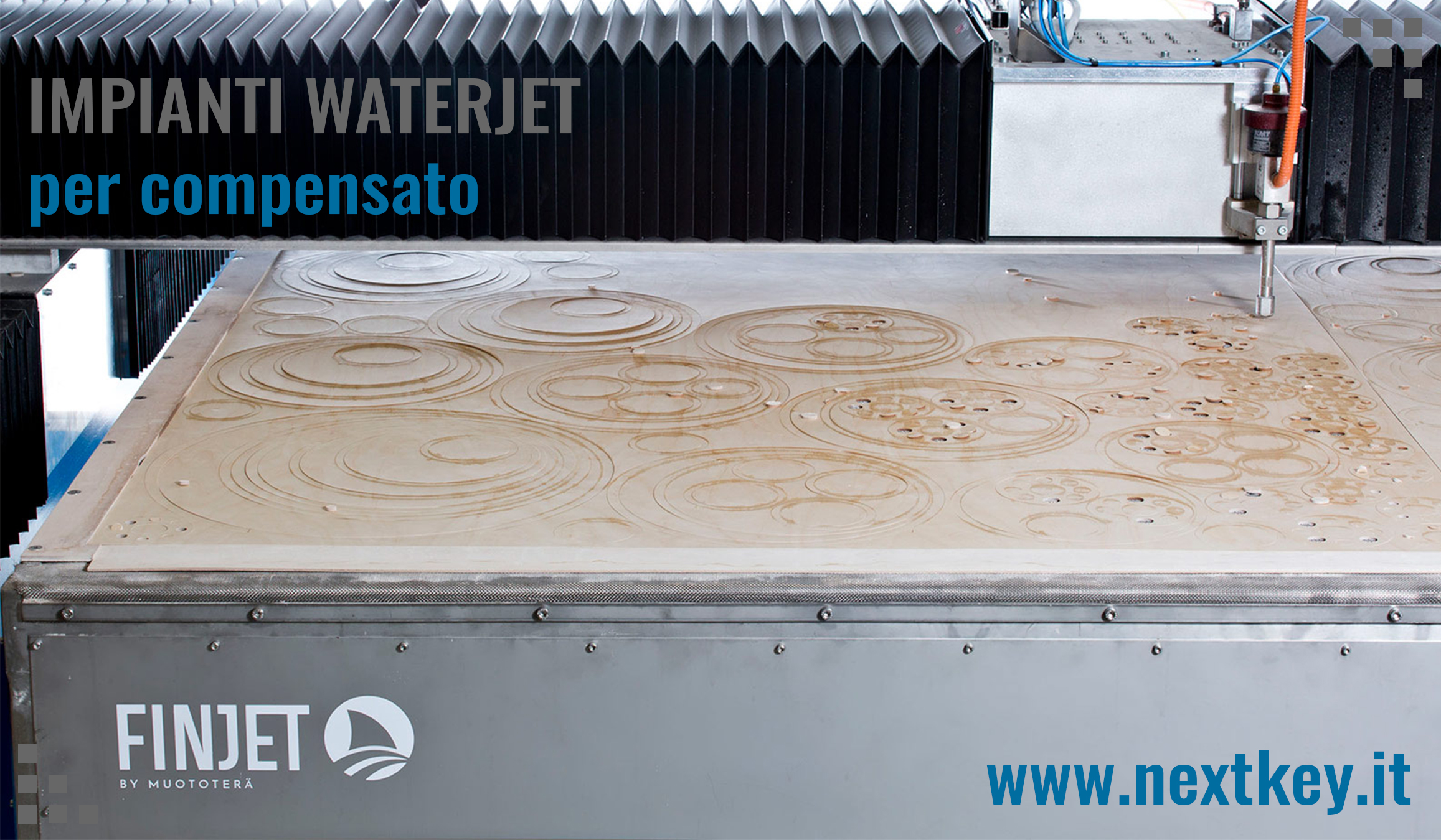 Foto 4 - Taglio waterjet a getto d’acqua per pannelli in legno compensato