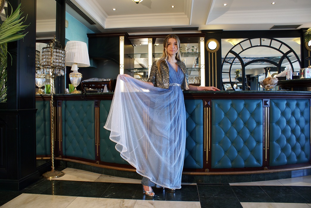 Foto 2 - Vacanze deluxe al Grand Hotel Michelacci con le stupende creazioni Haute Couture Fabiana Gabellini: per vivere da protagoniste momenti indimenticabili e straordinariamente glamour
