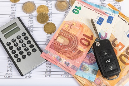 Foto 1 - Fine degli sconti ed inflazione fanno risalire i premi Rc auto: in Toscana +7,5%