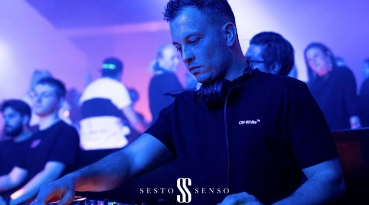 Il DJ e Producer Riccardo Manfrin continua a far ballare nei club più esclusivi