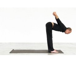 Gli esercizi di yoga per la cervicale