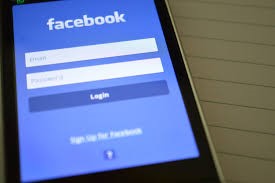 Facebook migliora il proprio sistema di 2FA aggiungendo il supporto per le app di autenticazione