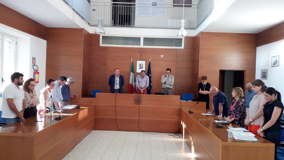 Mariglianella: Il Consiglio Comunale ha approvato la Salvaguardia degli Equilibri di Bilancio e commemorato il dipendente comunale Giacomo Terracciano prematuramente scomparso.