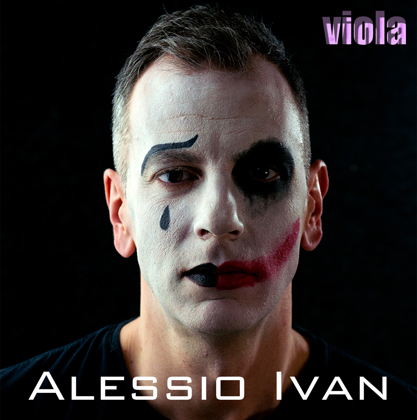 Ascolta Viola, l'album d'esordio del cantautore Alessio Ivan