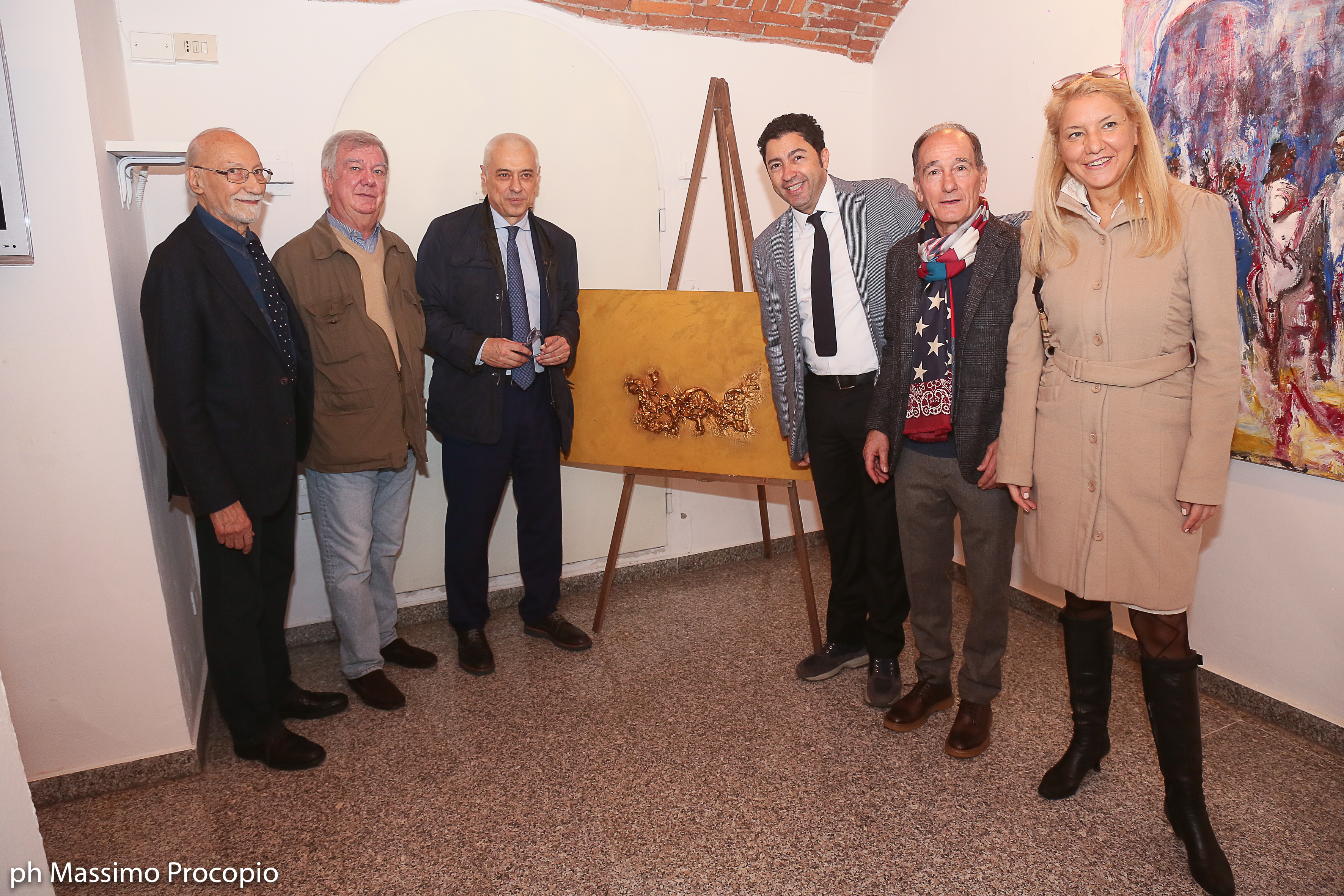 Milano Art Gallery: Vincenzo Cossari inaugura la mostra tra i vip