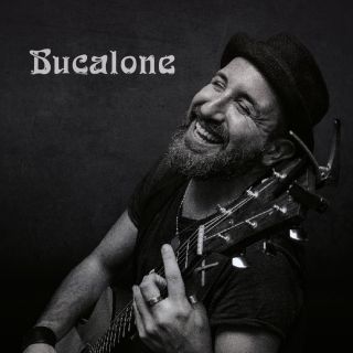 BUCALONE “KEEP ME IN LOVE” è il singolo che presenta il nuovo eponimo album dell’artista formiano