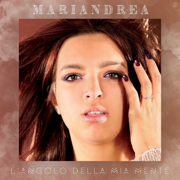 “Passano”, il nuovo singolo di Mariandrea