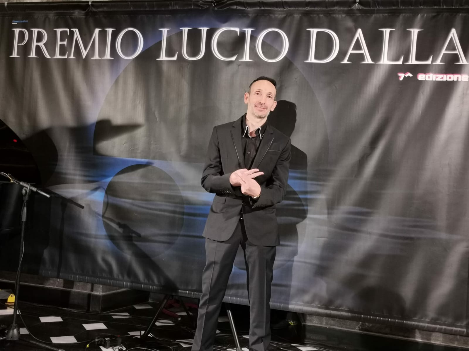 Grande successo per Luca Maris ospite al Premio Lucio Dalla a Sanremo 2020