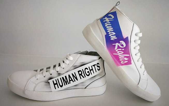L’Associazione per i Diritti Umani e la Tolleranza Onlus presenta il progetto “I diritti umani camminano” dello stilista Marco Massetti.