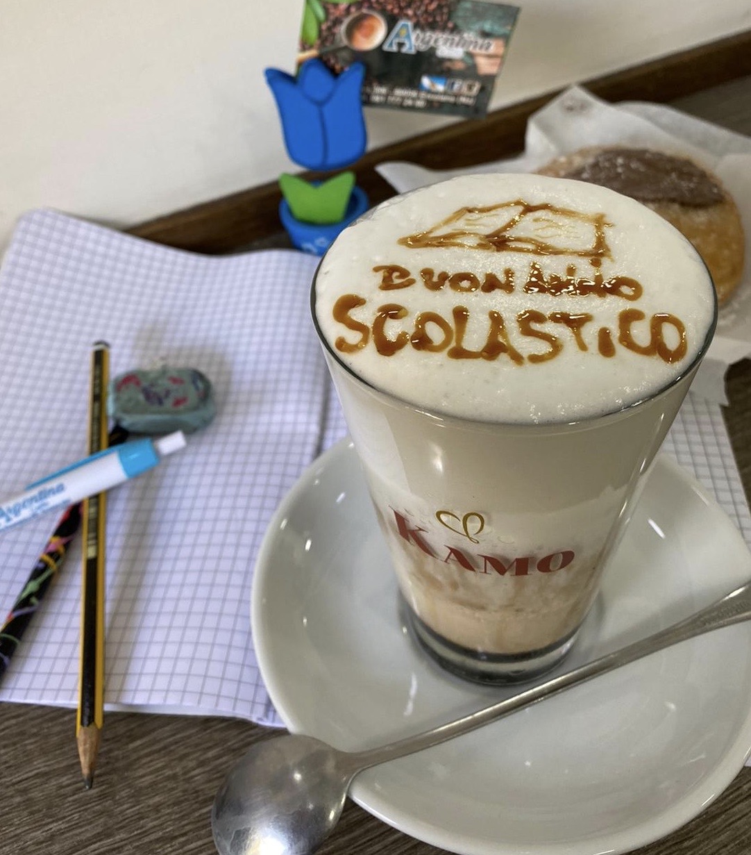 CAFFE’ KAMO: UN CAPPUCCINO PER AUGURARE UN BUON INIZIO DELL’ANNO SCOLASTICO!