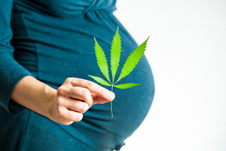 I gravi rischi della cannabis in gravidanza