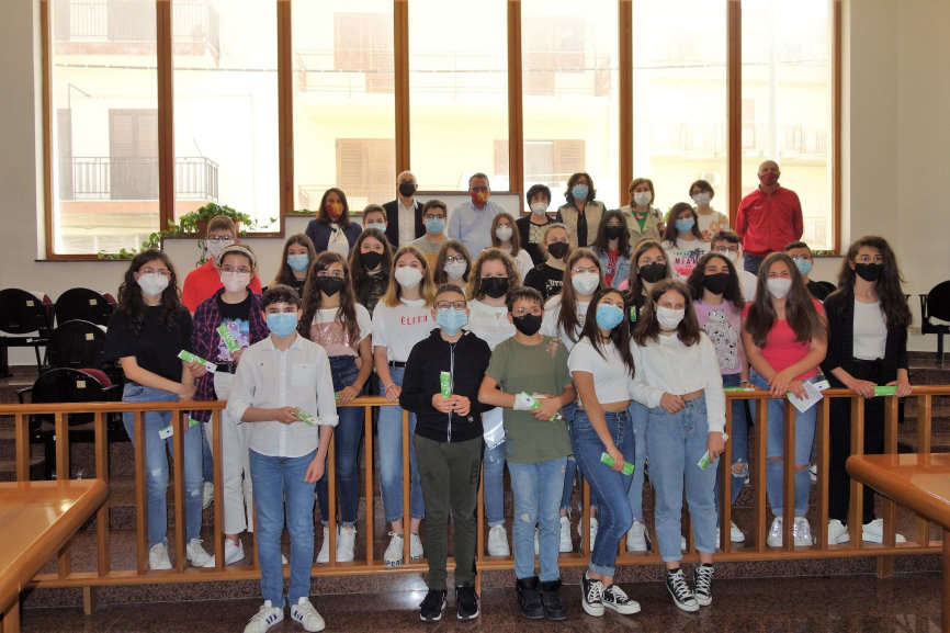 Unione Madonie, presentato dagli alunni della Scuola di Castellana Sicula il report del progetto “Giovani Monitori Civici