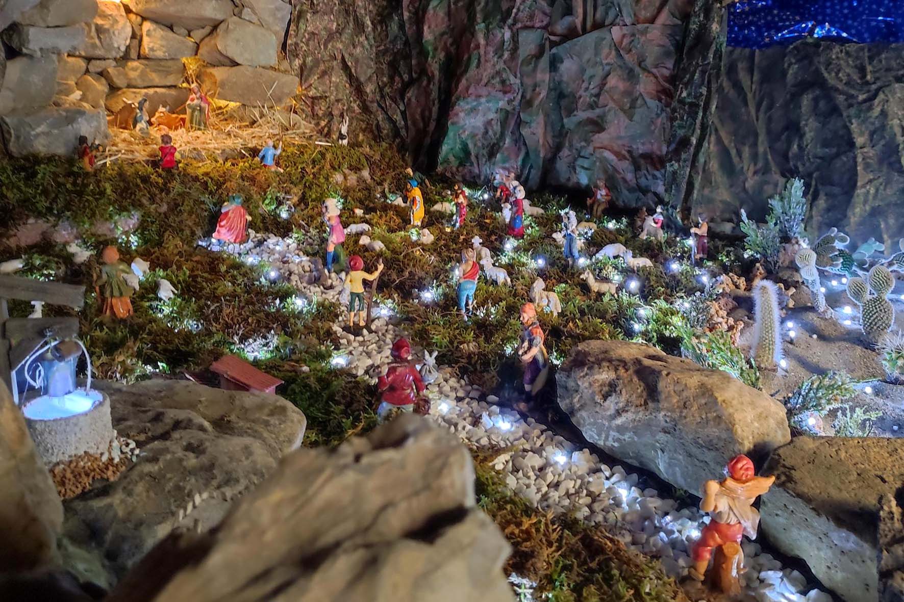 Foto 1 - Le Acli di Arezzo premiano i migliori presepi del Natale