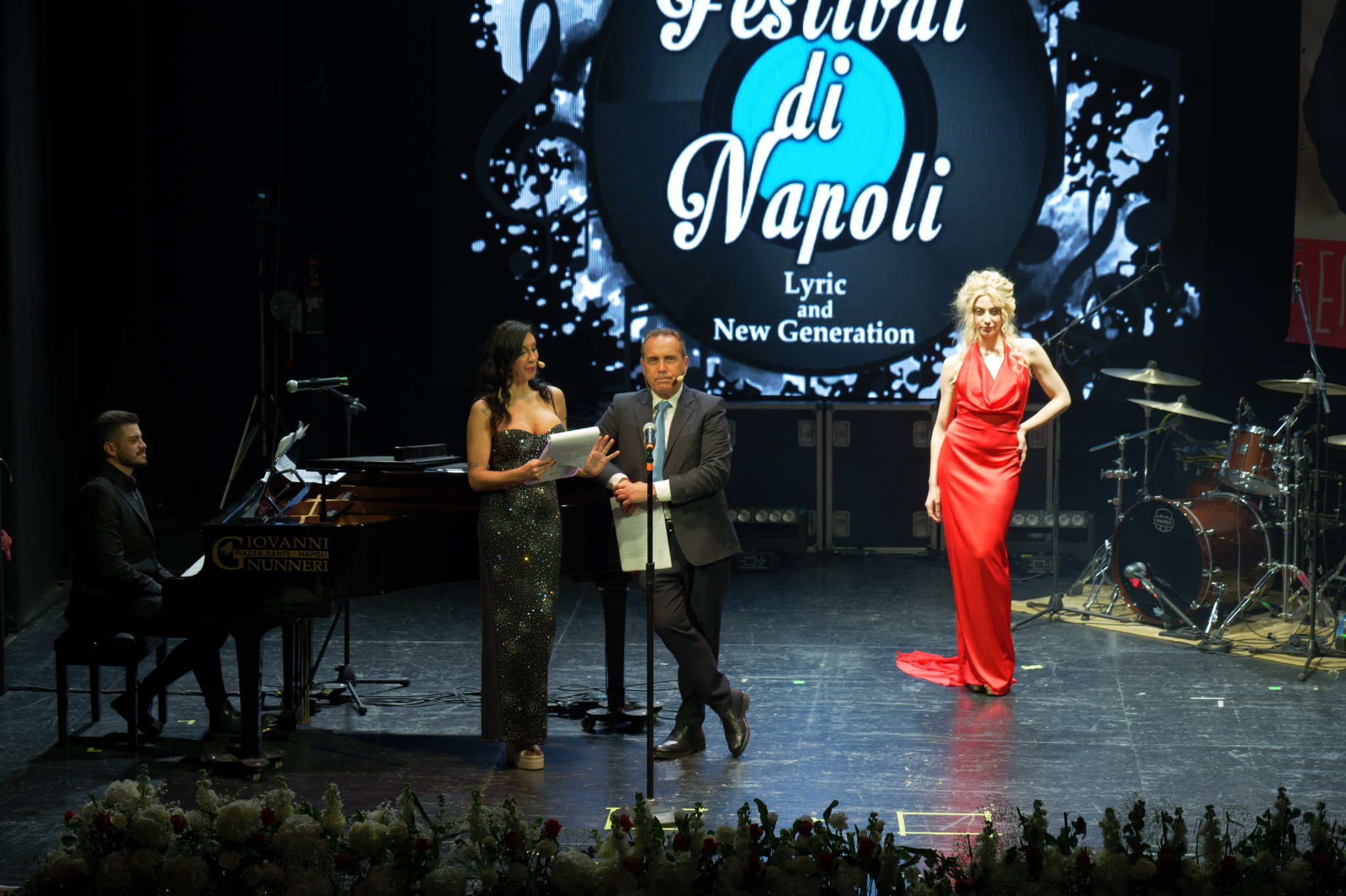 Foto 3 - Festival di Napoli, teatro Sannazzaro in Campania...
