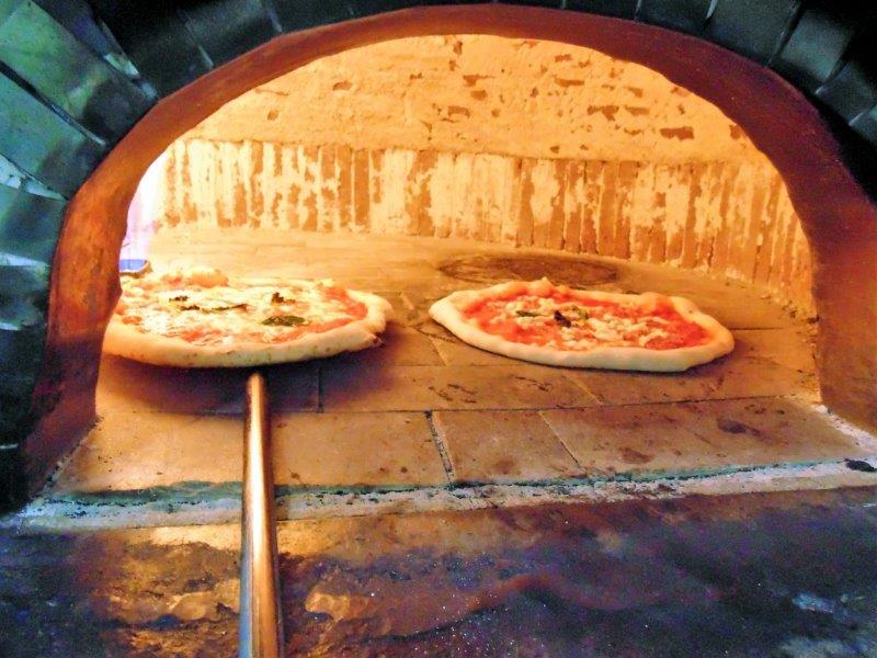 Foto 4 - La tradizionale vera pizza napoletana di Mary Rose