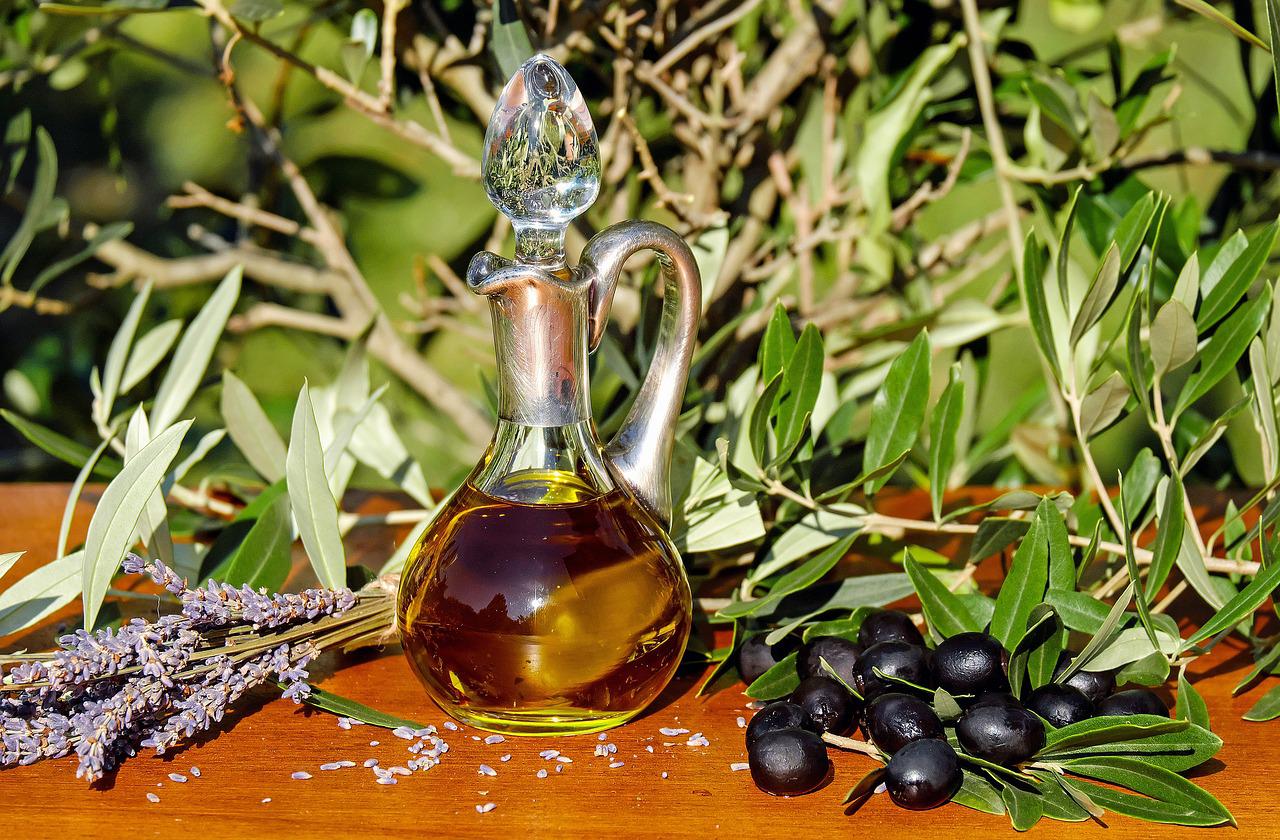 L'olio di oliva contro i segni dell'età