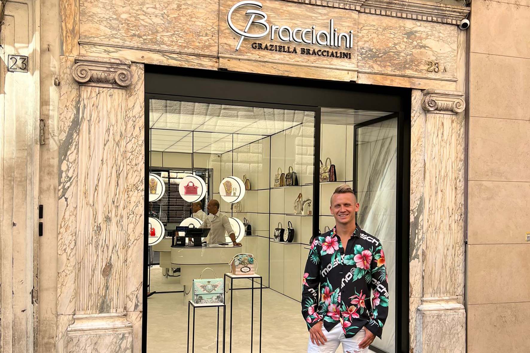 Foto 1 - Nuovo negozio per Graziella Braccialini nel centro di Milano 
