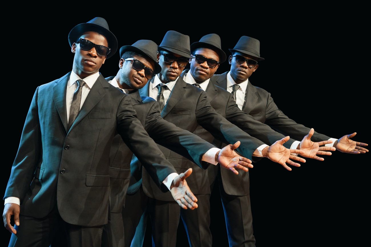 Foto 1 - I Black Blues Brothers al Teatro Olimpico di Roma per una grande festa acrobatica a ritmo di musica