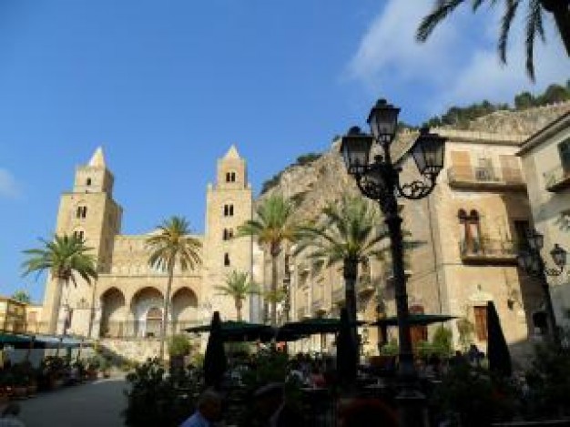 I 3 trucchi per spendere poco in Sicilia: casa vacanza, volo low cost e cibo di strada