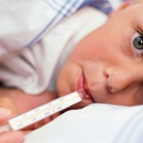 Come comportarsi in caso di febbre del bambino