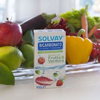 Bicarbonato Frutta&Verdura Solvay® lava senza danneggiare la buccia