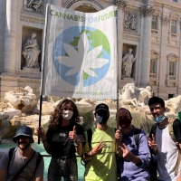Festa 420, “Cannabis for Future”: scendiamo in piazza per legalizzare la cannabis e favorire l’economia