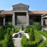 Casa degli Amorini dorati Pompei