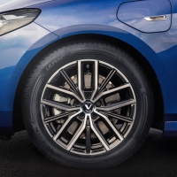BMW Group sceglie gli pneumatici Vredestein di Apollo Tyres