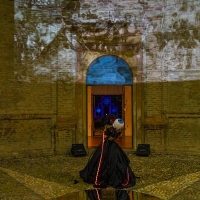 �Circe. Amore e guerra� di Marilena Vita incanta il pubblico della Biennale Light Art di Mantova