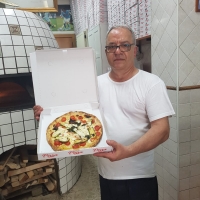 Si Festeggiano i 50 anni di attività della Pizzeria Cumana Salvatore Pellone