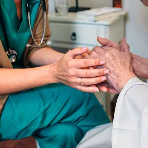 Sanità, Nursing Up De Palma: «In Friuli Venezia Giulia decolla finalmente il tanto atteso piano dell’infermiere di famiglia, con l’inserimento di 400 professionisti entro il 2025»
