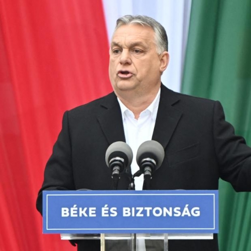 Orbán: Biden ha esagerato, ora serve tregua con la Russia