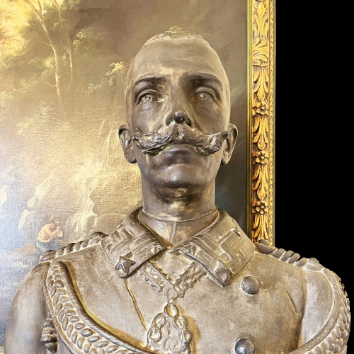 Rinvenuto un importante busto di Re Vittorio Emanuele III di Savoia