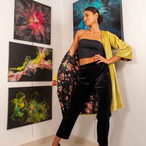 Foto 2 - Un intenso dialogo di Arte e Moda per l’Autunno 2022 di Fabiana Gabellini alla KaVe Fluid Art Gallery