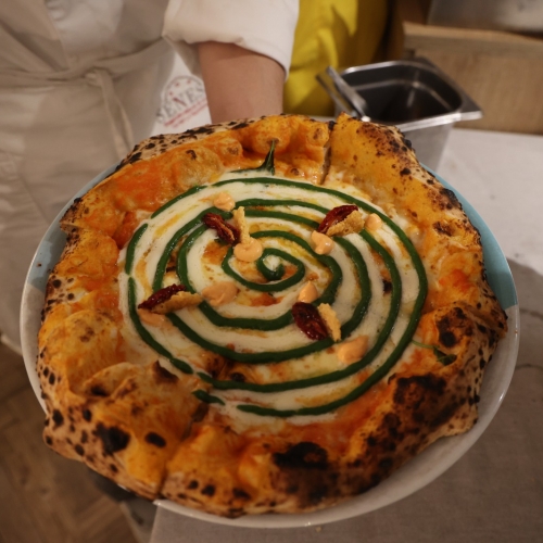 Foto 4 - La pizza di Senese da Sanremo torna a Napoli nel locale Antonio & Antonio sul lungomare