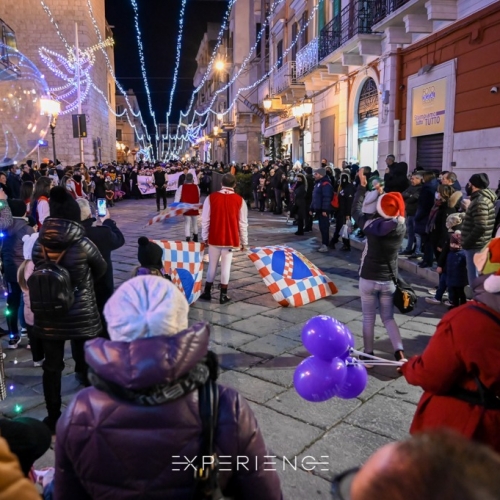 Si spengono le luci sul Natale coratino: annullato l'evento Natale Connect 2022