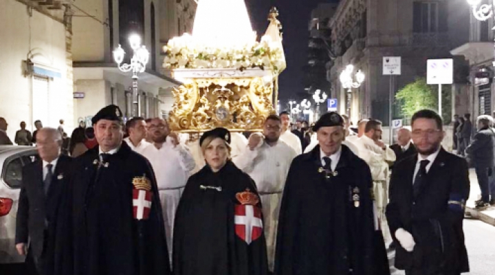 Si rinnova a Bitonto il culto della Madonna del Rosario con la partecipazione delle Guardie d’Onore alle Reali Tombe del Pantheon