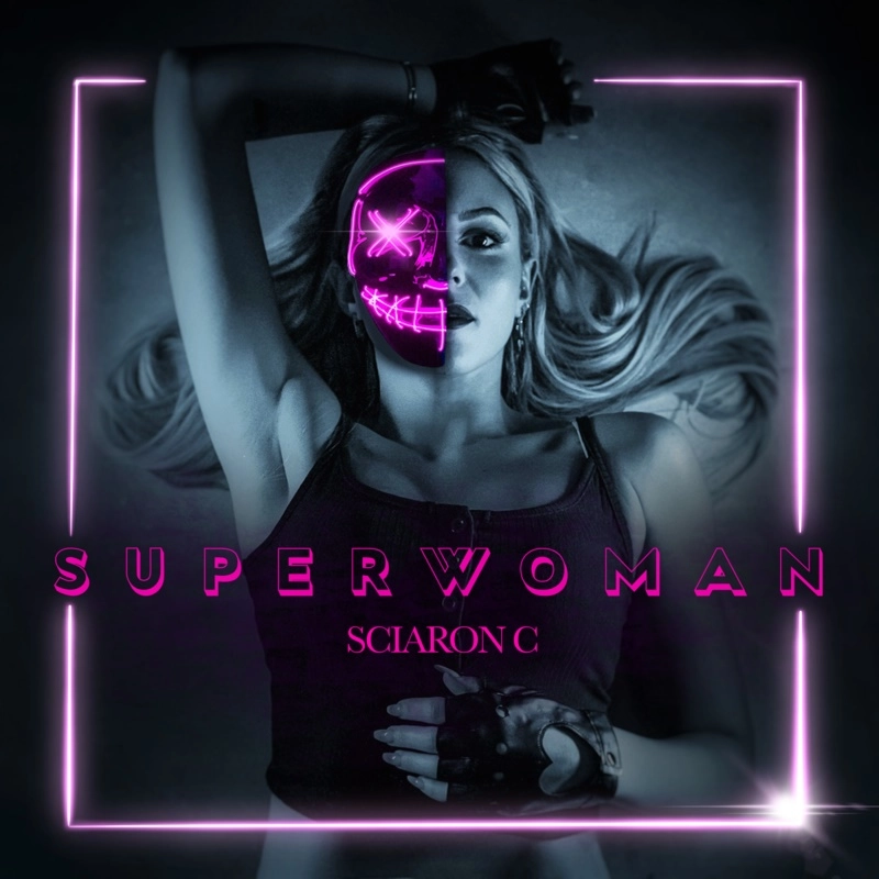 Foto 2 - SciaronC pubblica “Superwoman”, un irresistibile inno alla forza delle donne