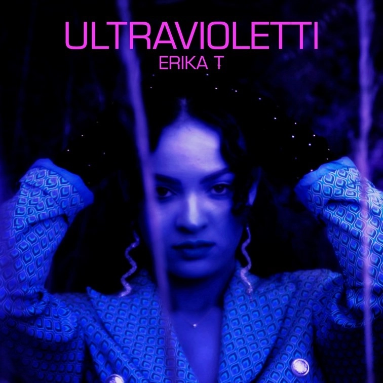 Foto 1 - Erika T presenta il nuovo singolo Ultravioletti