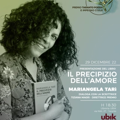Foto 1 - Mariangela Tarì all'Ubik di Taranto pre Premio Taranto Poesia e Impegno Civile