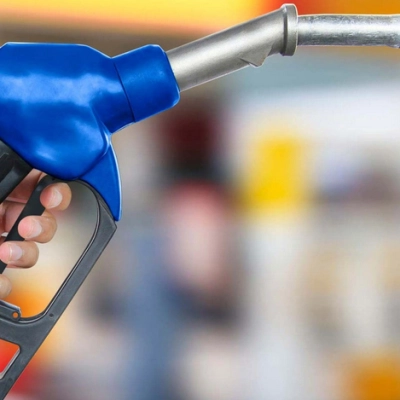 Il governo Meloni cerca di lottare contro le speculazioni sul prezzo di carburante