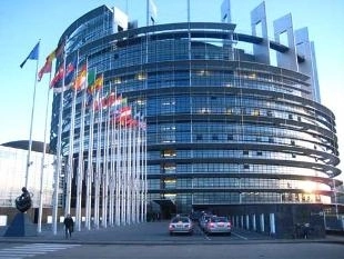 Il Consiglio superiore della magistratura  ha espresso sabato la sua condanna per le accuse infondate contenute nella risoluzione del  PE 
