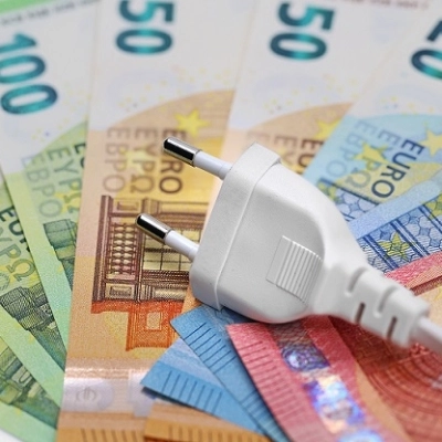 Bollette: col tutelato spesi 1.200 euro in più nel 2022