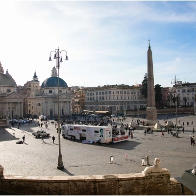 Torna il Cinebus: tappe nelle piazze di Napoli e Roma