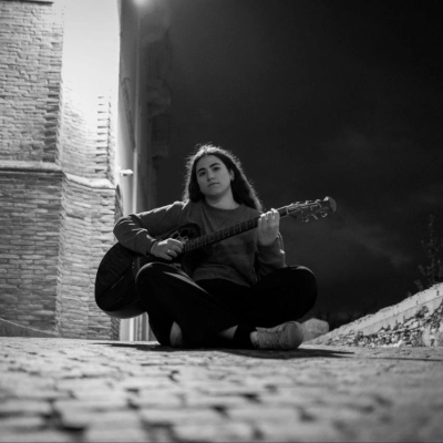 Alemico pubblica il suo nuovo singolo “Senza Emozioni”