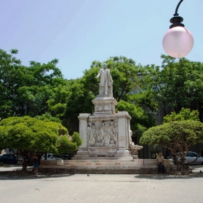 “L’Agorà” organizza un sesto incontro su Piazza De Nava