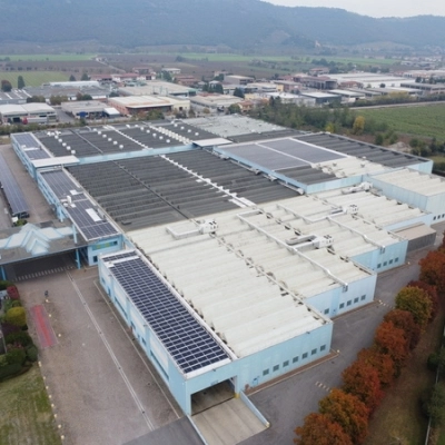 Metelli Group, l'eccellenza dell'automotive italiano sceglie Derbigum per i tetti dei suoi stabilimenti