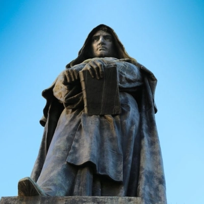 “Giordano Bruno, il diritto di pensare (liberamente) in un’epoca di nuovi conformismi” di Davide Romano 
